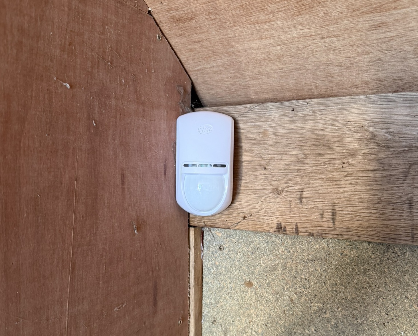 intruder alarm partners Hkc Internal Pir Pinfield Cottage